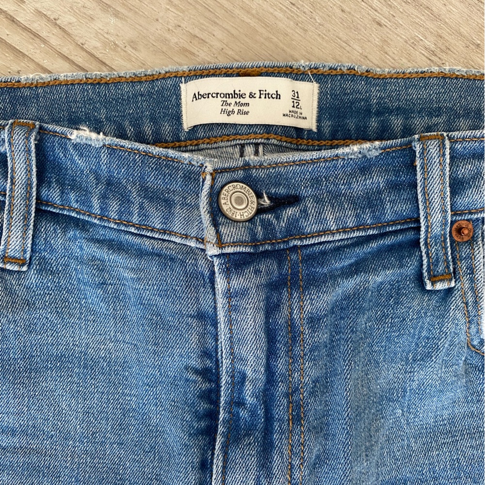 Size 12 Abercrombie Mom Jeans